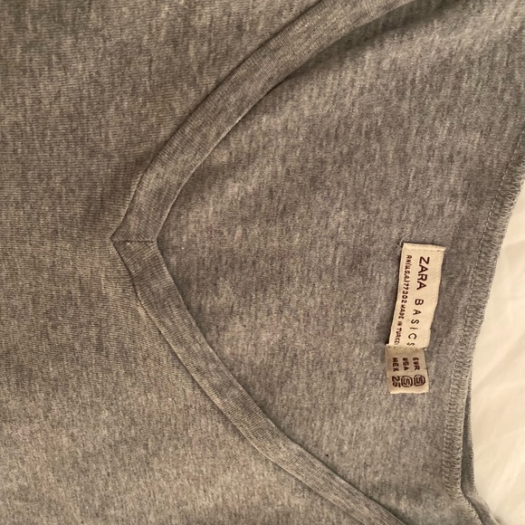 Zara basic Tee-size S - Picture 2 of 5